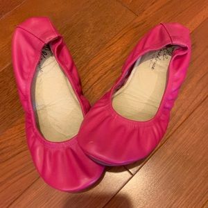 Like new Storehouse hot pink flats, after they resdesigned footbed